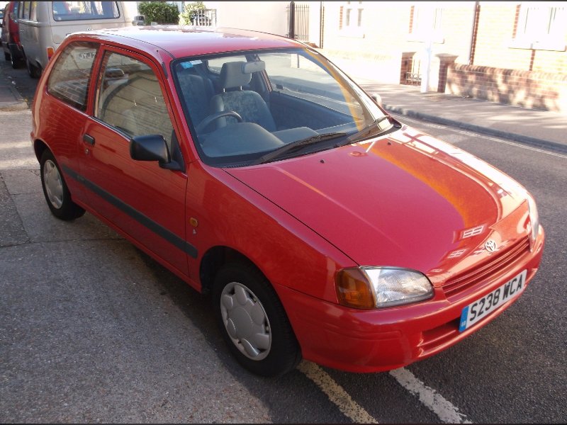 Toyota starlet 1999